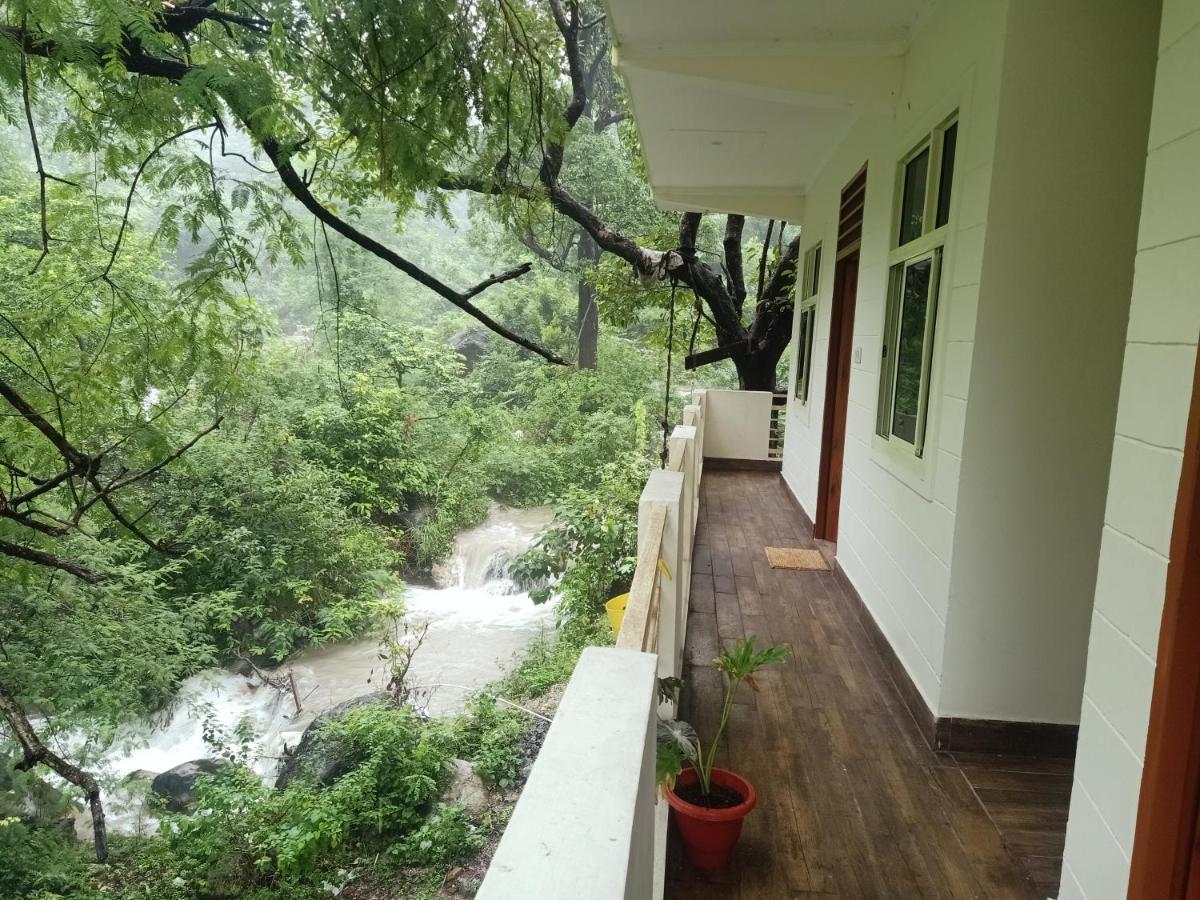 רישיקש Shivanjal Wellness And Accommodation מראה חיצוני תמונה